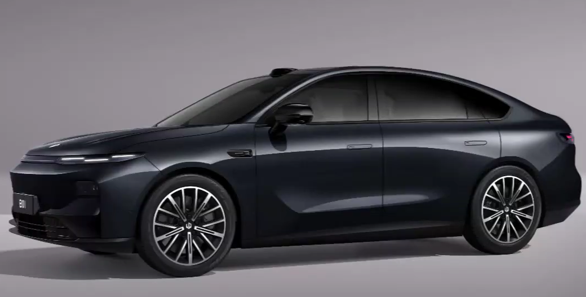 Cum arată modelul B01, primul sedan electric din catalogul Leapmotor