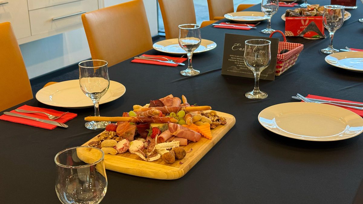 Dinamo - Universitatea Craiova, 21.04.2025 // Cum arată meniul la VIP