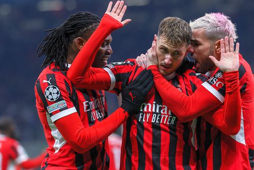 Rafael Leao (stânga), vedeta lui AC Milan. Foto: Imago