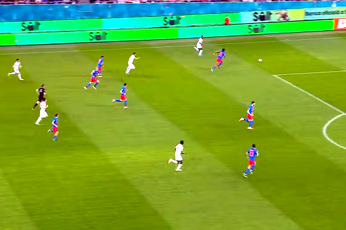 Faza din FCSB - CFR care l-a cucerit pe Basarab Panduru: „Este singurul care ar fi făcut asta, nu exagerez”