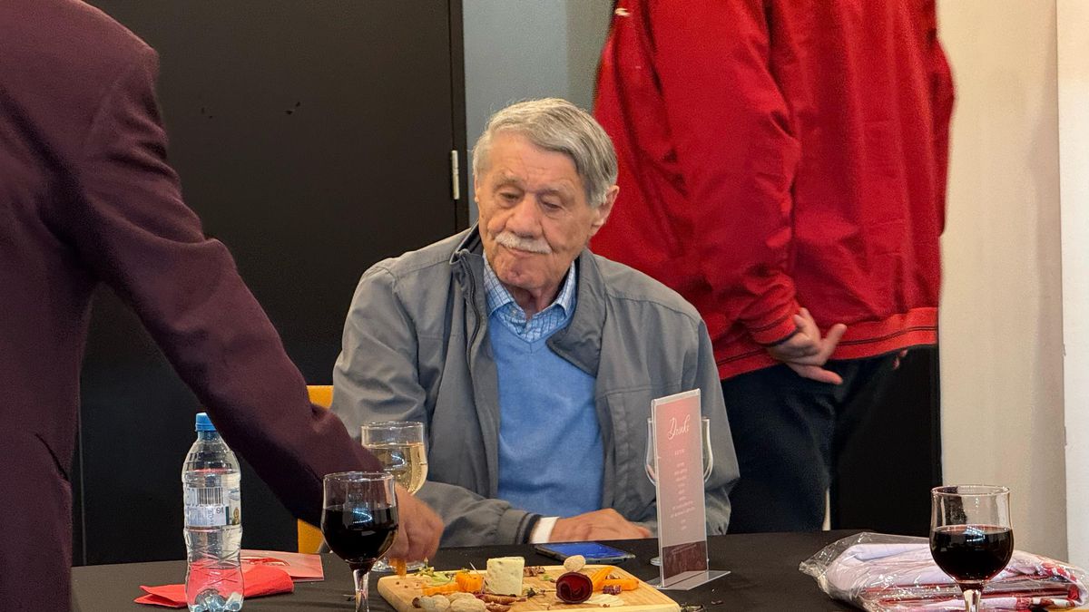 Ion Pîrcălab, printre invitații de marcă din loja legendelor dinamoviste