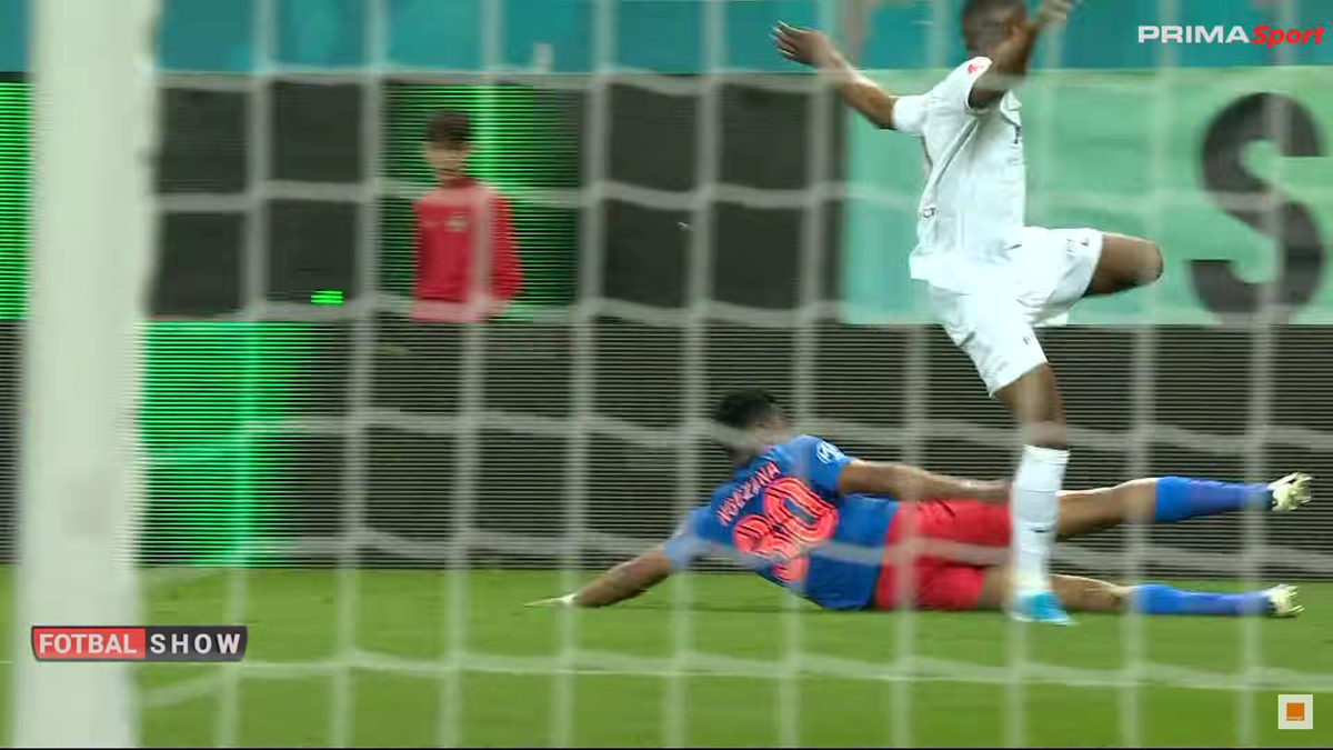 Faza din FCSB - CFR care l-a cucerit pe Basarab Panduru: „Este singurul care ar fi făcut asta, nu exagerez”