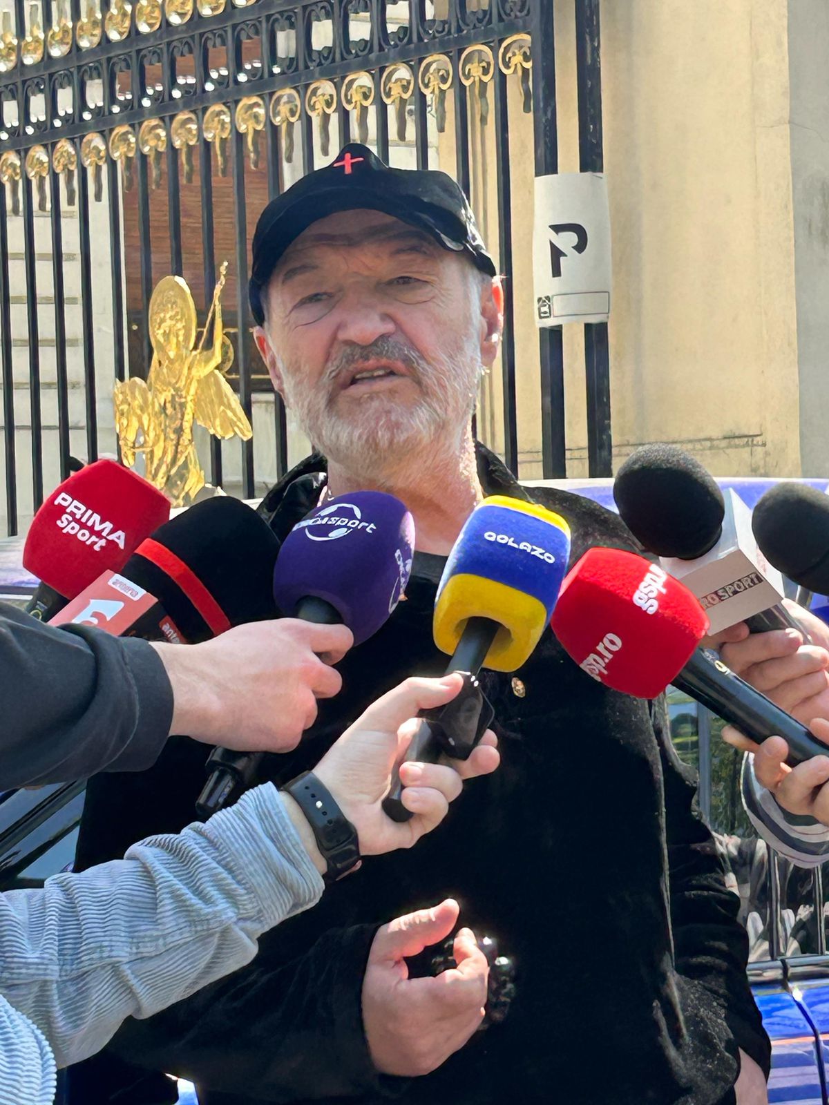 Gigi Becali, autodenunț în direct! Declarații aiuritoare: „De ce să fie glumă? Cum nu e voie?”