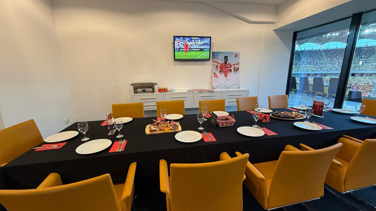 Dinamo - Universitatea Craiova, 21.04.2025 // Cum arată meniul la VIP