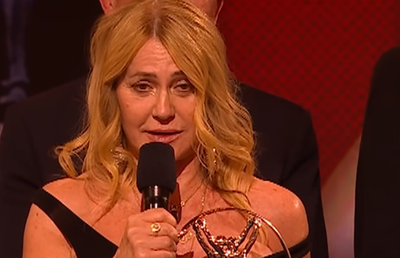 Nadia Comăneci, cu lacrimi în ochi, pe scenă, la Gala Laureus: „Tu m-ai salvat, ești 10-le meu perfect!” » Discurs emoționant de lângă Novak Djokovic