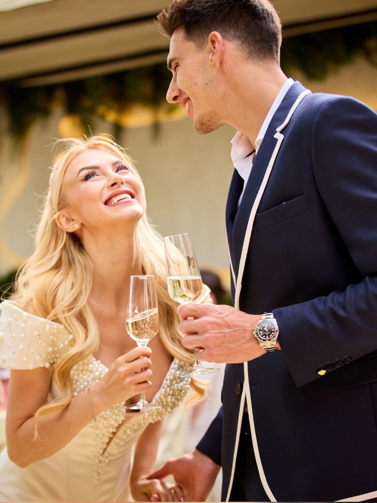 Andreea Bălan s-a căsătorit cu tenismenul Victor Cornea! Imagini cu ținuta spectaculoasă a artistei