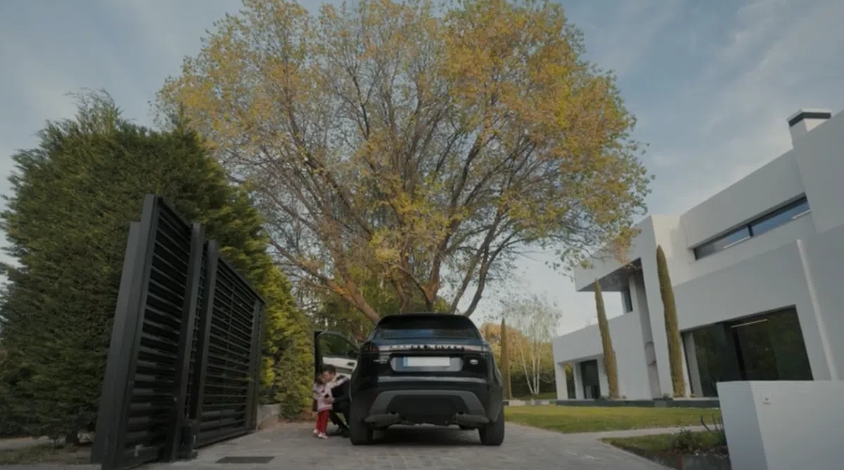 Diego Simeone nu câștigă milioane doar din fotbal: a construit un imperiu împreună cu soția lui