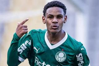Manchester United oferă 40 de milioane de euro pentru jucătorul care încă nu a debutat la seniori