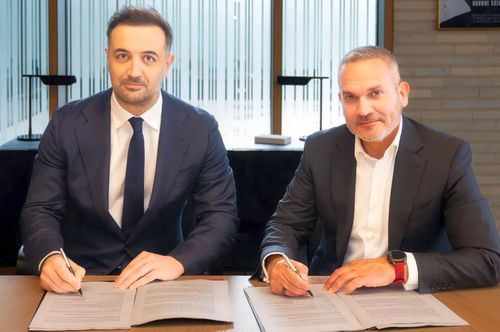 Radu Constantea, președintele lui U Cluj, și Omer Tetik, director general Banca Transilvania