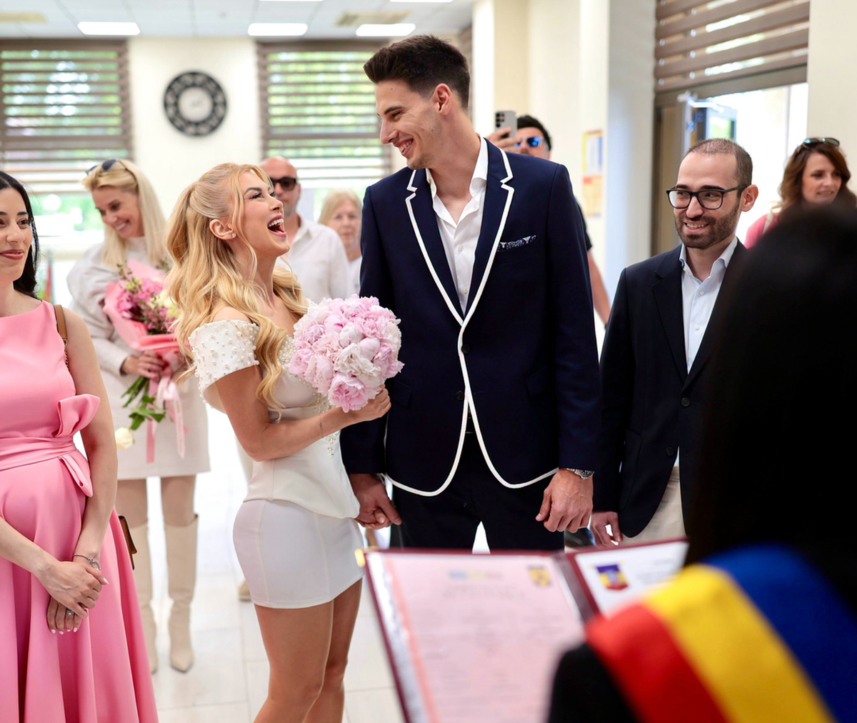 Andreea Bălan s-a căsătorit cu tenismenul Victor Cornea! Imagini cu ținuta spectaculoasă a artistei