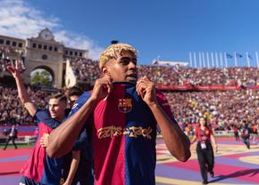 Barcelona, tricouri speciale în „El Clasico”