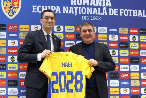 Răzvan Burleanu și Gică Hagi, în momentul prezentării la echipa națională