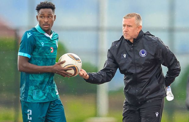 După 9 luni în Africa, Reghecampf oferă detalii inedite: „Știți cât am buget aici?” + „M-aș mai vedea în România la o singură echipă”