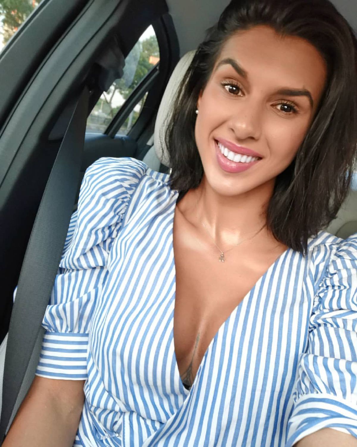 Denisa Dedu a spus „DA” » Frumoasa portăriță s-a logodit în mijlocul mării, pe iaht