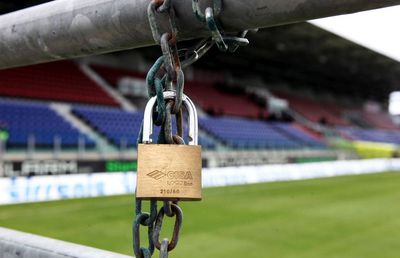 EXCLUSIV Lacăt pe fotbalul românesc? Anunț sumbru: ”Vor dispărea multe cluburi! Cine mai riscă bani în fotbal?”