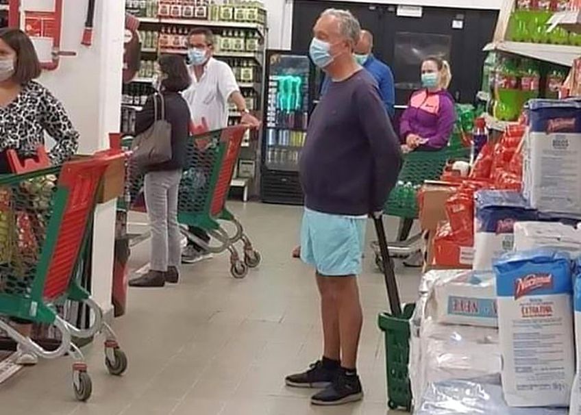 Președintele Portugaliei, la cumpărături