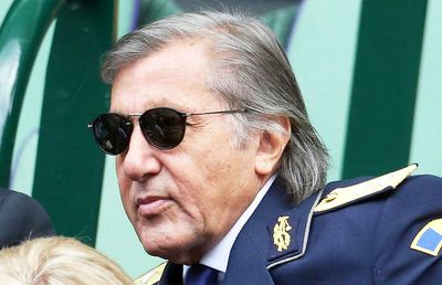 Ilie Năstase a mers la Nicușor Dan să-i ceară statuie și muzeu: „Sunt unele vai de capul lor acolo, puteau pune încă una”