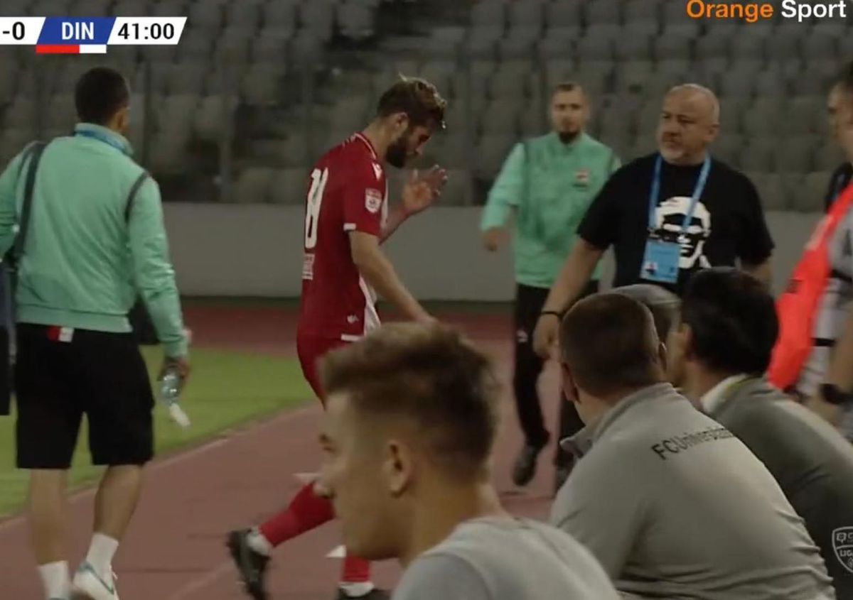 AUCH! Ciocnire horror în U Cluj - Dinamo: fotbalistul lui Uhrin, schimbat după ce a fost făcut K.O. de Ely Fernandes!
