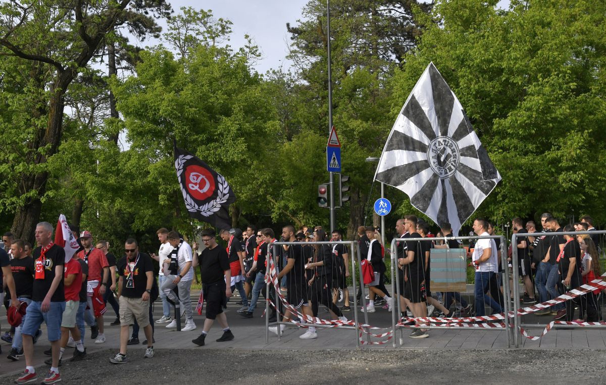 „Să nu distrugem echipa!” » Jucătorii lui Dinamo și-au făcut calculele pentru retur: „Suntem pe un drum negru, trebuie să ne revenim”