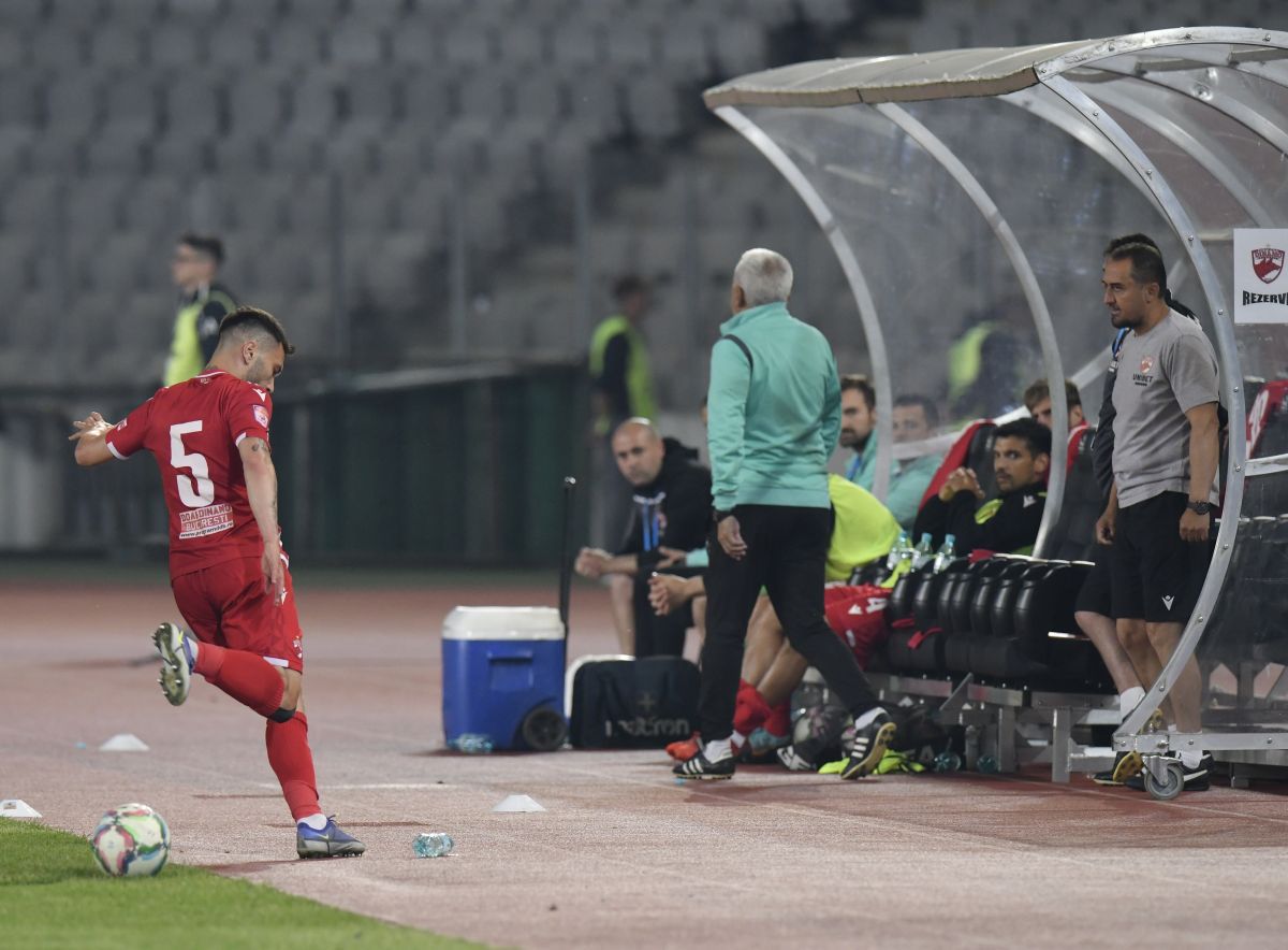 Fostul campion cu Dinamo nu a menajat pe nimeni după 0-2 cu U Cluj: „Jucători plafonați, nu ai cu cine! Am plecat din casă, nu am mai suportat”