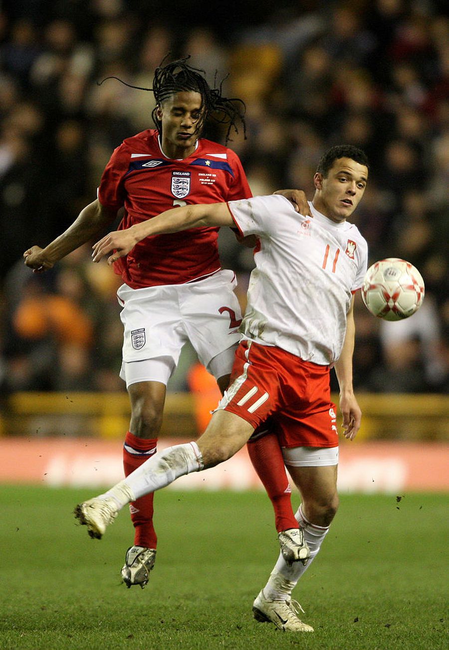 Dawid Janczyk în 2008, într-un meci U21 cu Anglia Povestea cutremurătoare a atacantului „mai talentat ca Lewandowski” » L-a vrut Mourinho, dar a ajuns alcoolic, pe străzi: „Mi-am distrus viața”