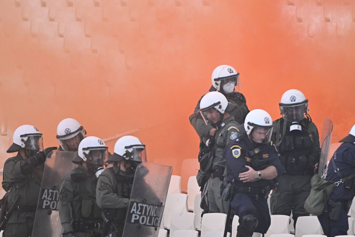 Răzvan Lucescu a pierdut Cupa Greciei, într-o finală marcată de incidente!