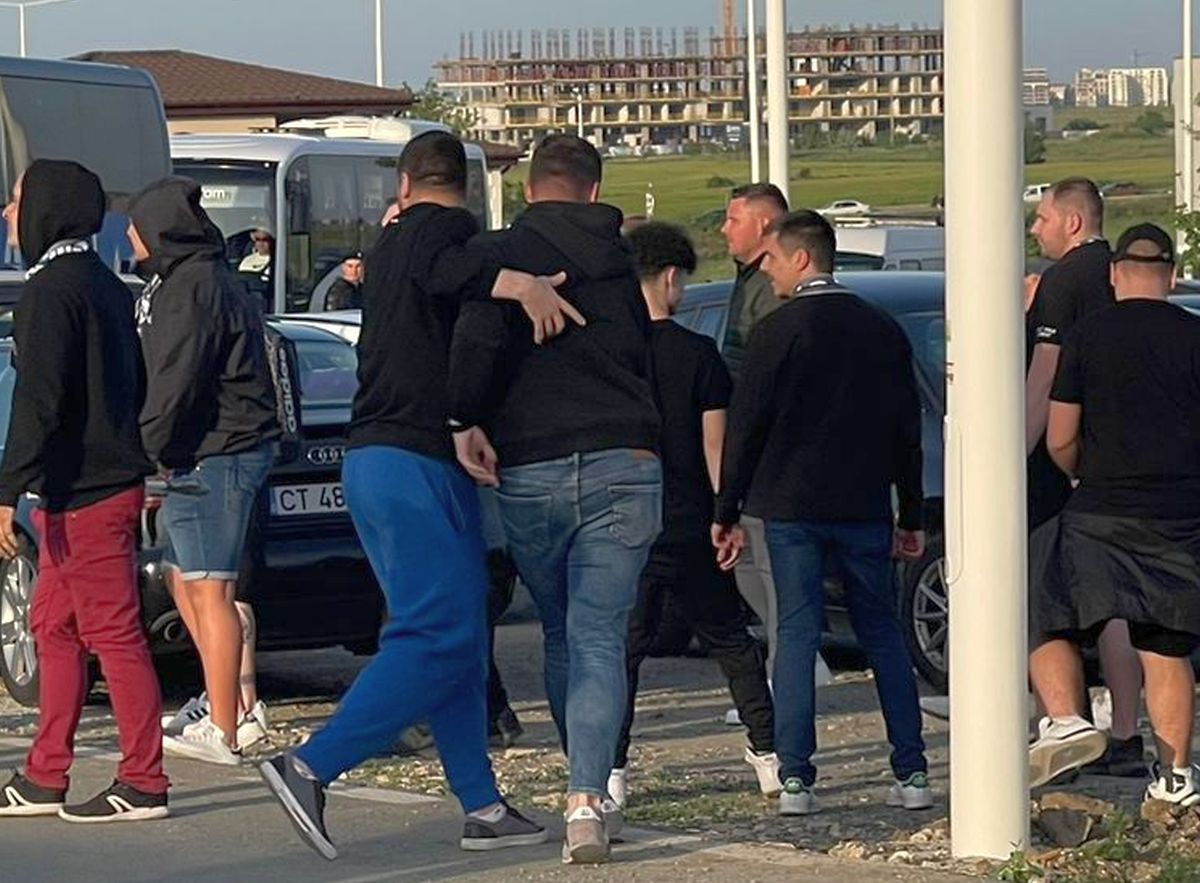 Reporterii GSP au surprins răfuiala petrecută fix lângă stadion, înainte de Farul - FCSB » Intervenție promptă a jandarmilor