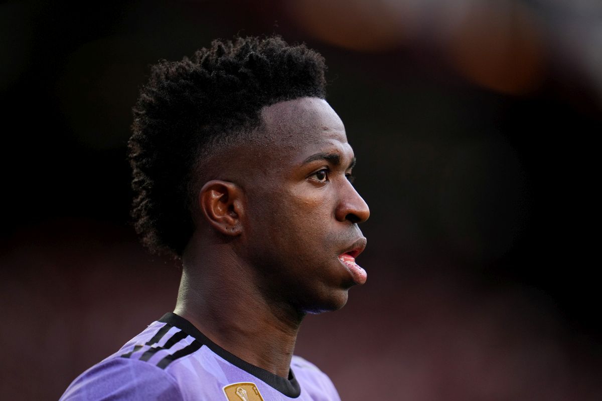 Scandal uriaș în Spania. Vinicius, făcut „maimuță” pe Mestalla, acuză: „E o țară rasistă”. A amenințat că iese de pe teren!