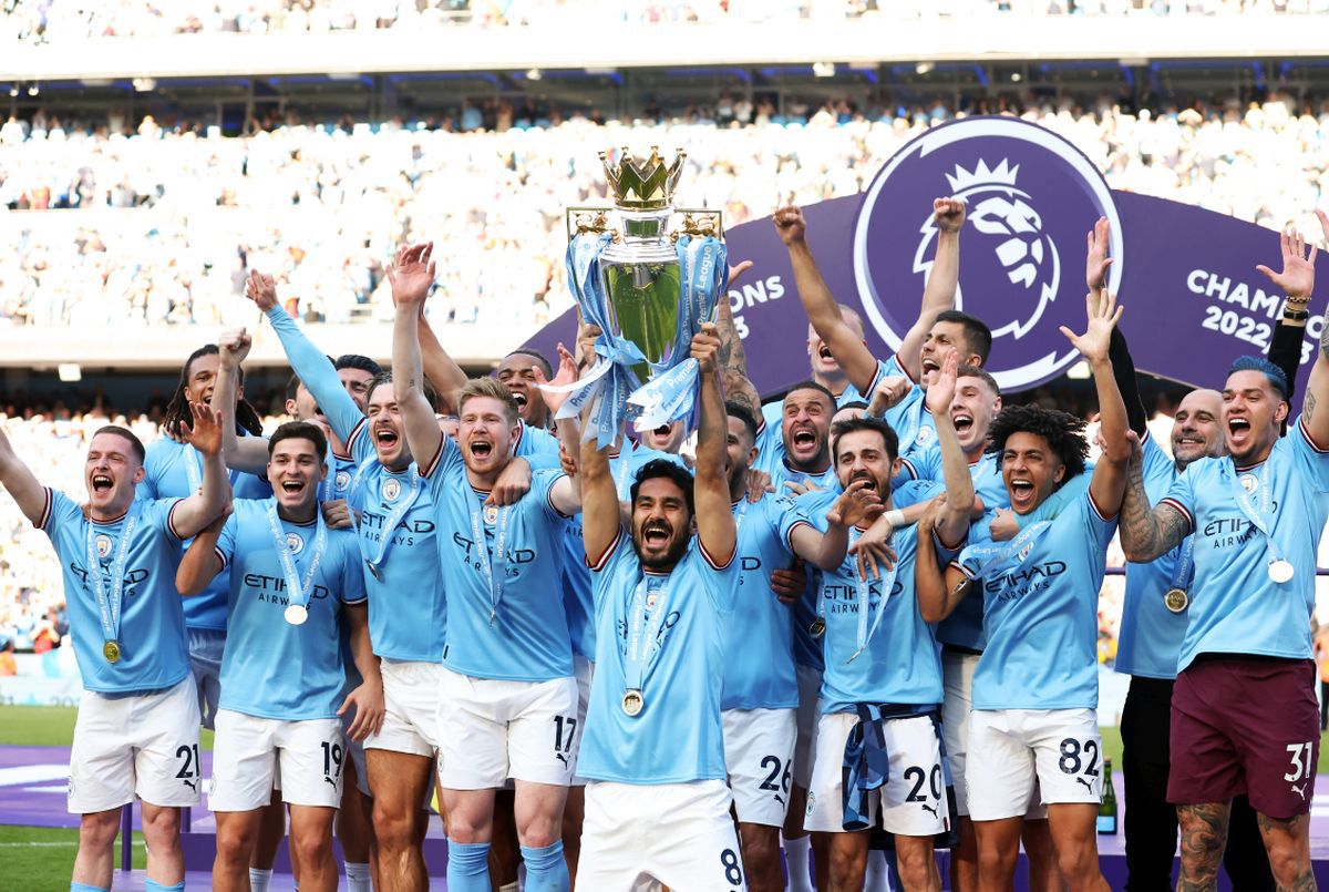 Manchester City - Chelsea 1-0 » „Cetățenii” lui Guardiola au sărbătorit titlul pe „Etihad”. Imagini spectaculoase de la decernarea trofeului