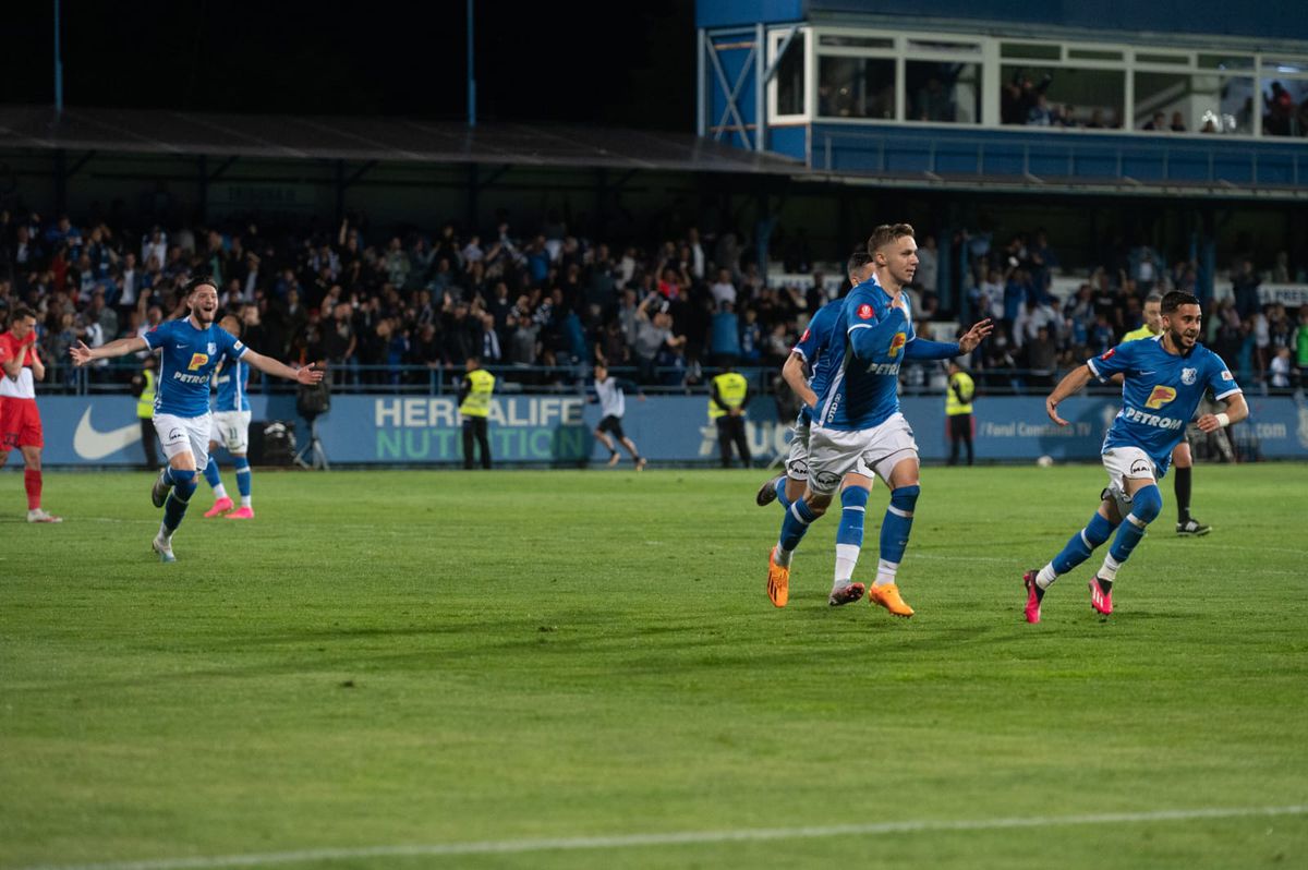 Farul e NOUA CAMPIOANĂ a României, după un comeback LEGENDAR! Puștii lui Hagi au insistat și au atacat până au dezintegrat-o pe FCSB