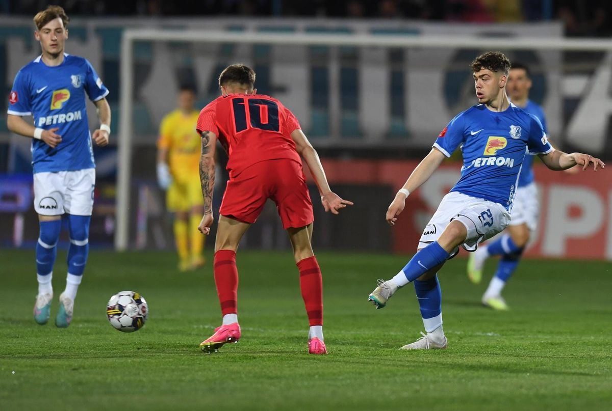 Florinel Coman a vorbit 27 de secunde după Farul - FCSB: „Ați văzut la televizor cum”