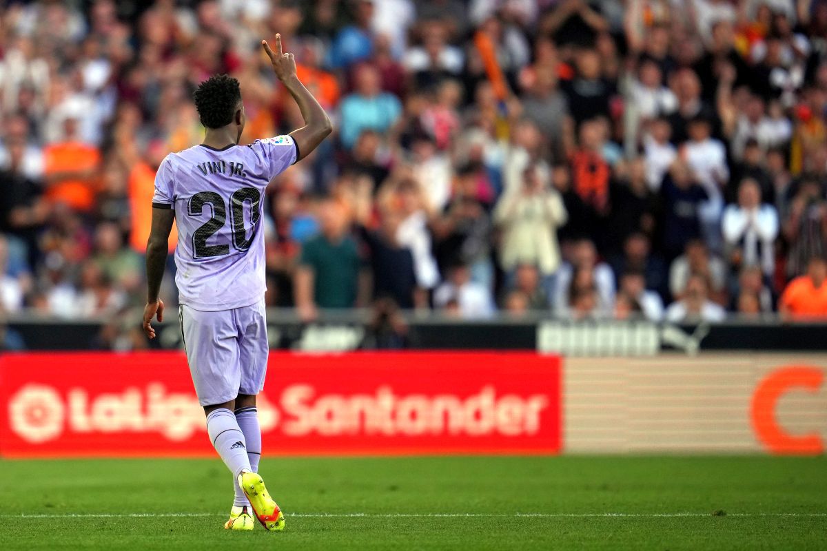 Valencia - Real Madrid s-a terminat după 107 minute! Incident rasist cu Vinicius + brazilianul, eliminat în final