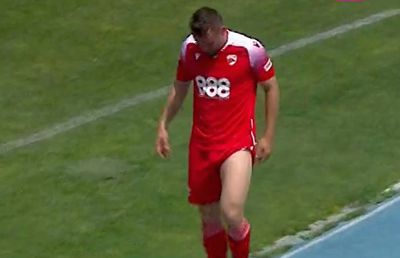 Lovitură după lovitură pentru Dinamo la Iași » Burcă a pierdut 4 jucători