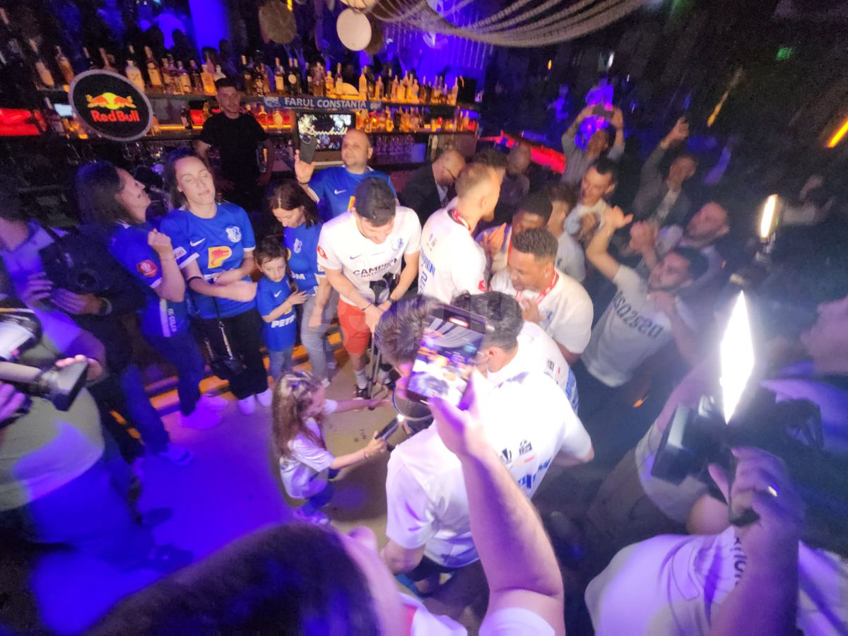 DJ Hagi in the club » Imagini senzaționale din noaptea petrecerii campionilor: Denis Alibec, one-man show