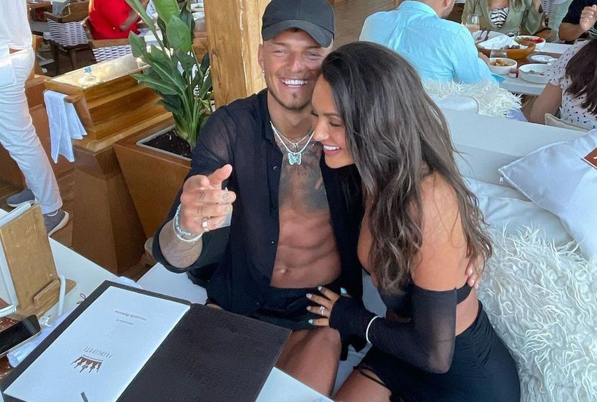 A refuzat ultima convocare pentru a merge cu soția în Dubai, acum selecționerul a decis să nu-l includă în lotul pentru EURO: „Nu e disponibil pentru noi”