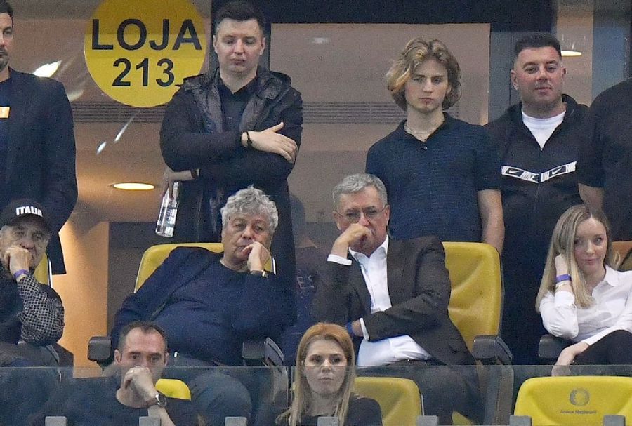 Eugen Voicu a urmărit meciul de lângă Mircea Lucescu / FOTO: Cristi Preda (GSP) 31.000 de motive să scoateți Dinamo din anonimat!