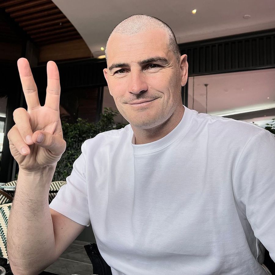 Surpriză: Iker Casillas a împlinit 43 de ani și-a făcut o schimbare radicală de look