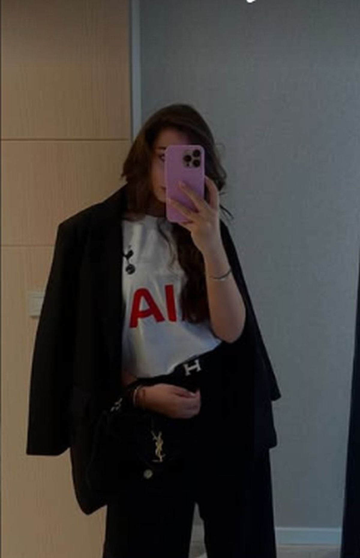 Meira Drăgușin la finala Tottenham - Manchester United