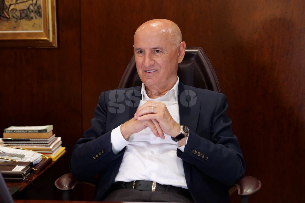 Copos birou Crowne Plaza 2025