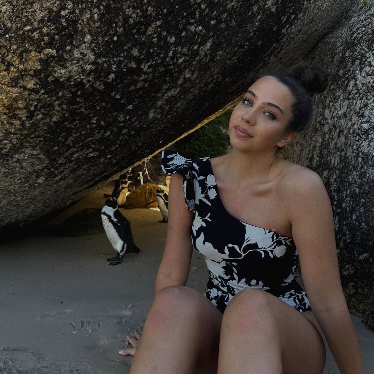 Meira Drăgușin la finala Tottenham - Manchester United