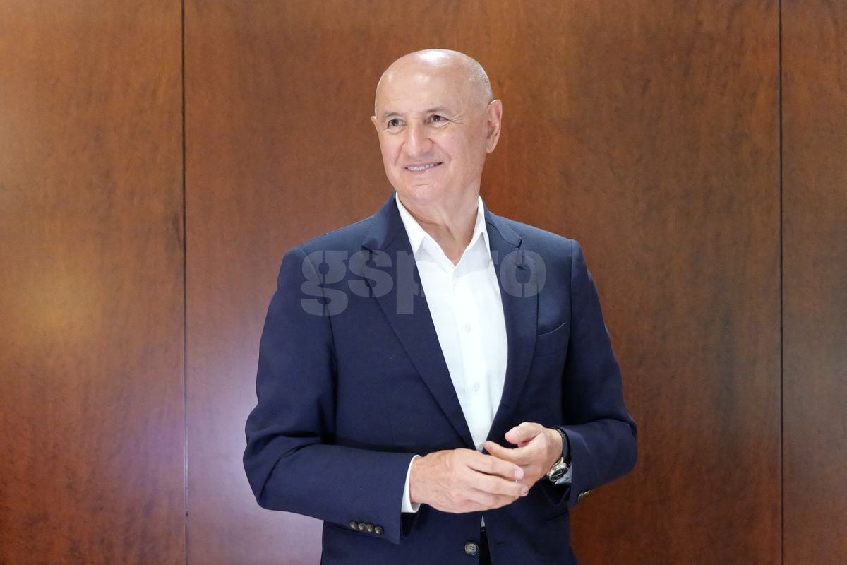 Copos birou Crowne Plaza 2025