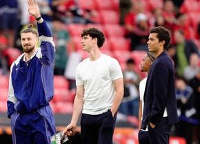 Radu Drăgușin a fost surprins pe teren, înainte de finala Europa League