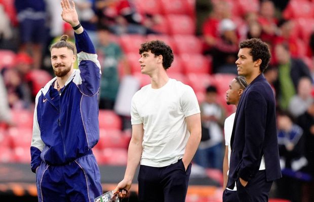 Se ascute concurența pentru Radu Drăgușin » Tottenham a luat decizia!