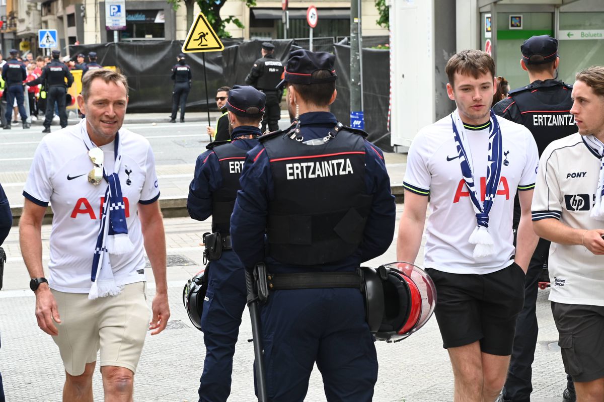 „Au dărâmat semafoare și au vomitat pe străzi” » HAOS la Bilbao, înainte de finala Europa League