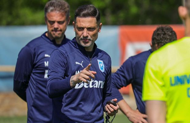 Mirel Rădoi nu-l vrea în sezonul următor la Universitatea Craiova! În replică, fotbalistul se poate umple de bani în Qatar