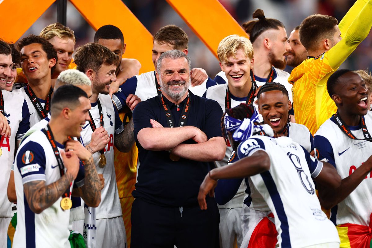 Mihai Stoica nu s-a ferit de cuvinte, după finala Tottenham - Manchester United: „Execrabil!”