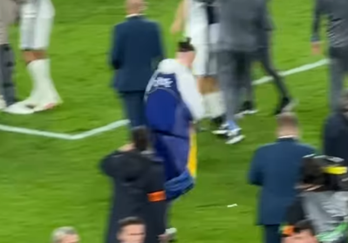 Radu Drăgușin, câștigător de Europa League