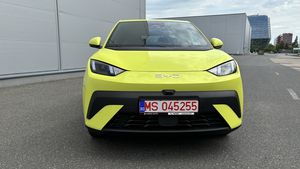 BYD Dolphin Surf s-a lansat oficial în România! Care sunt cele trei modele din gamă și cât costă „mașina urbană a anului 2025”