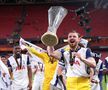 Radu Drăgușin, cu tricolorul pe podiumul Europa League » România, din nou în elită: imagini emoționante pe San Mames / foto: Getty Images
