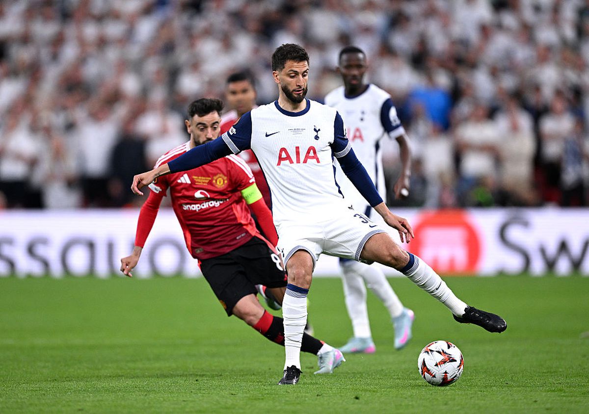 Mihai Stoica nu s-a ferit de cuvinte, după finala Tottenham - Manchester United: „Execrabil!”